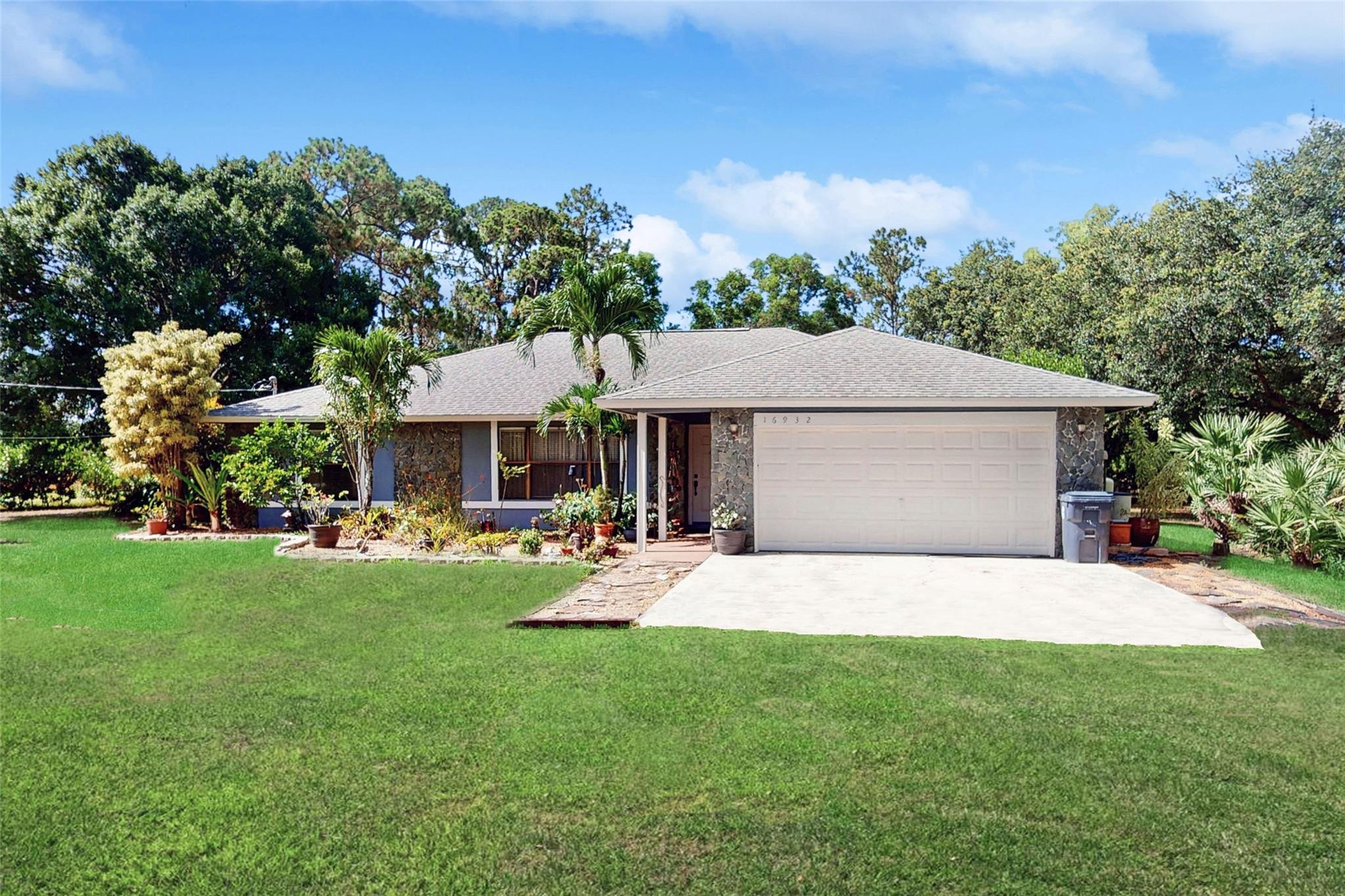 16932 W Alan Black Blvd
