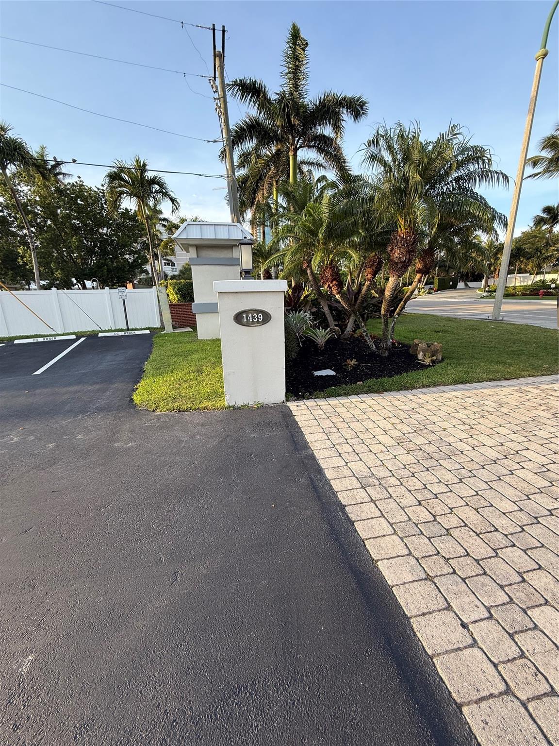 1439 S Ocean Blvd #202