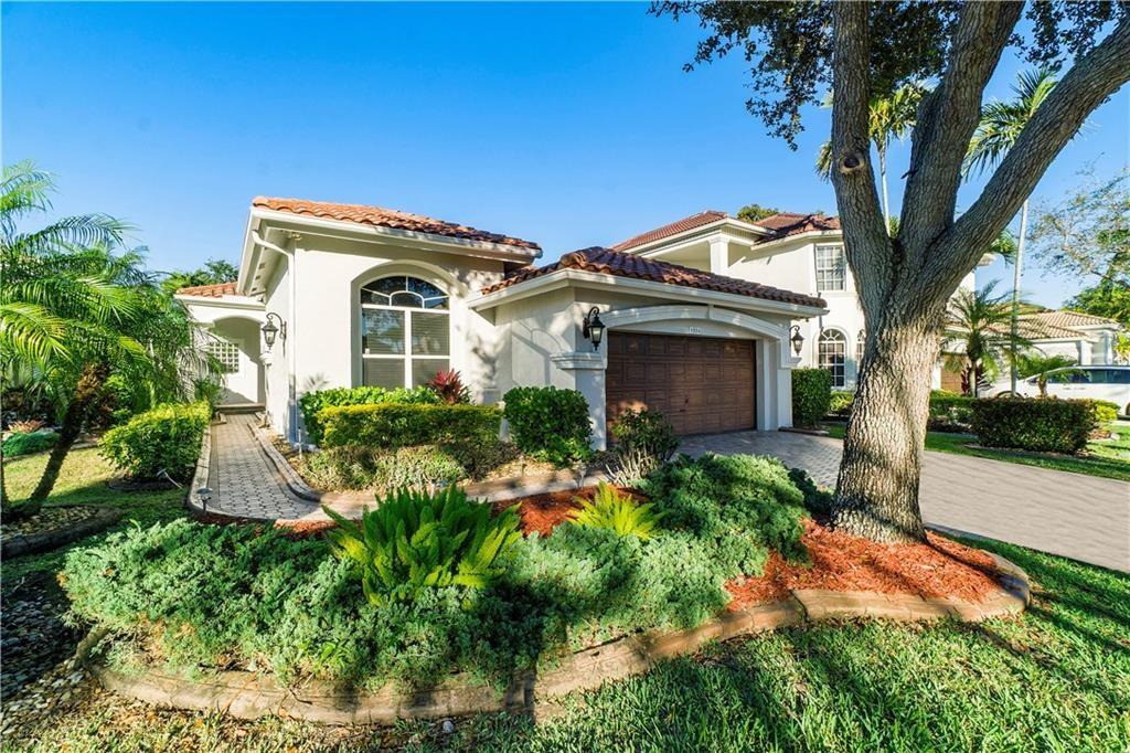 5854 NW 126th Ter