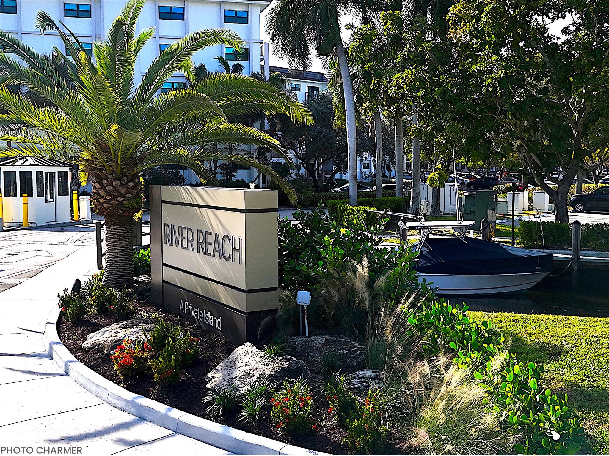 1000 River Reach Dr #305