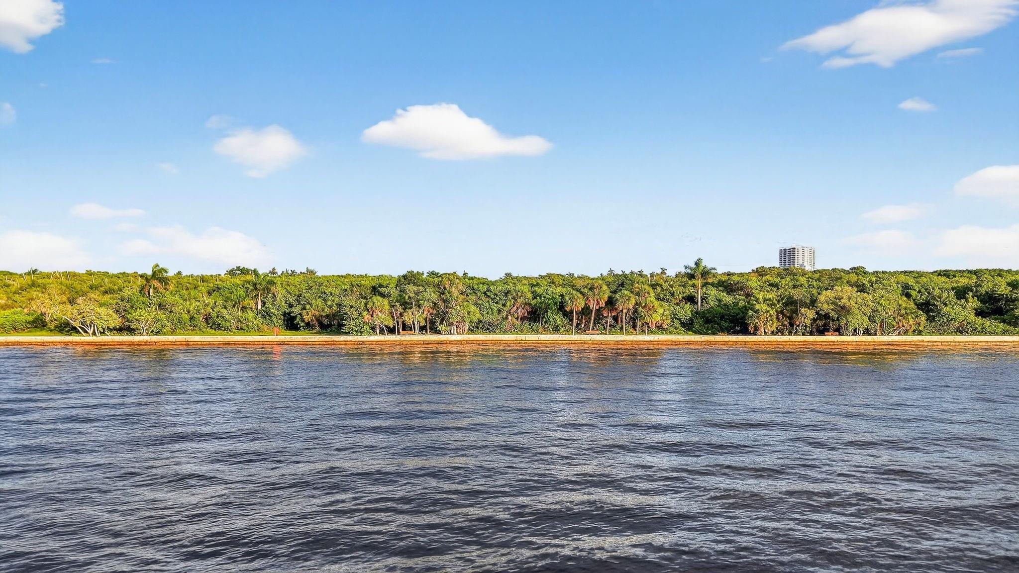 1918 Intracoastal Dr Fort Lauderdale, FL 33305