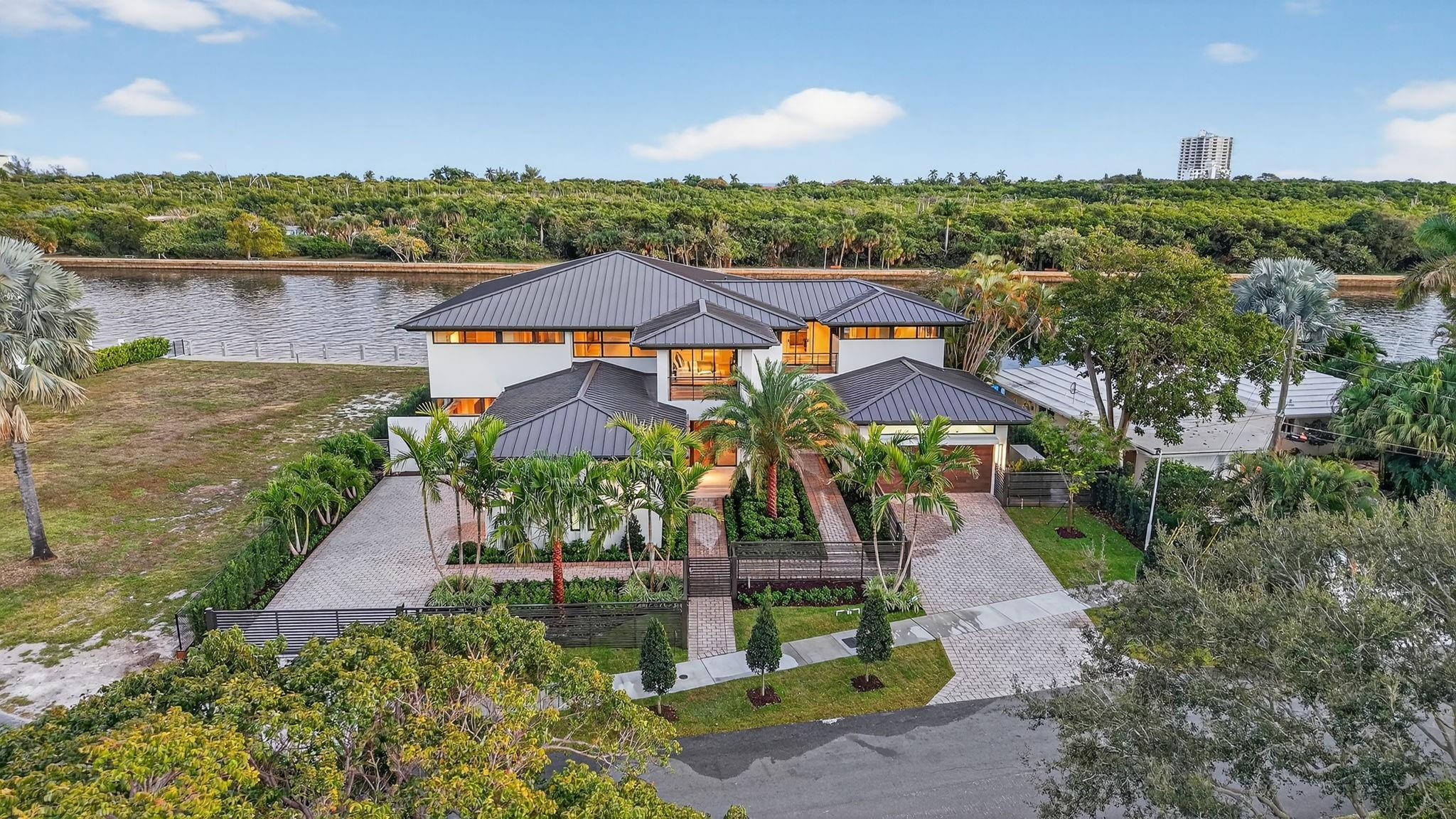 1918 Intracoastal Fort Lauderdale, FL 33305