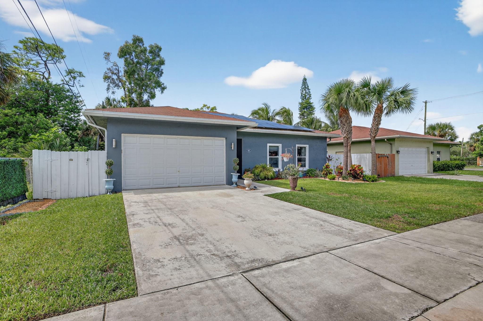 4087 NW 5th Ave