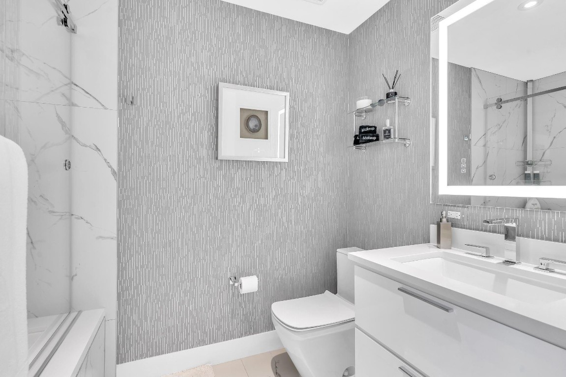 1507 SE 15th #302 Fort Lauderdale, FL 33316