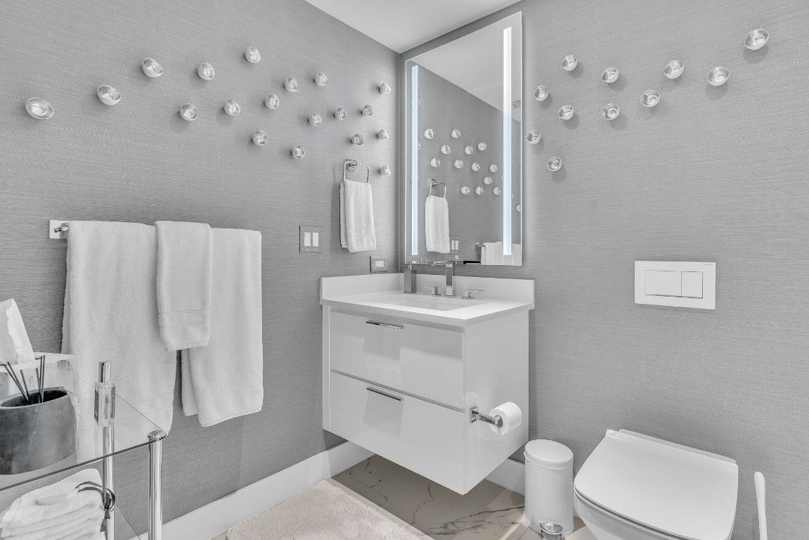 1507 SE 15th #302 Fort Lauderdale, FL 33316