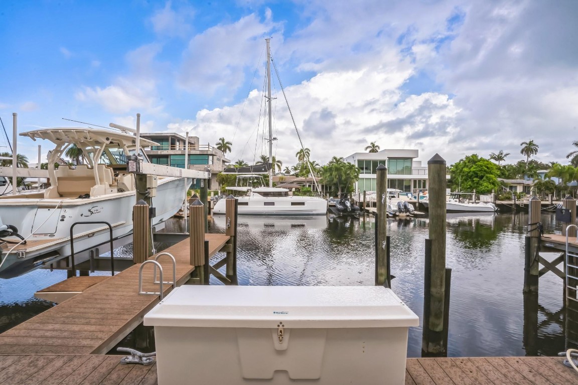 1507 SE 15th #302 Fort Lauderdale, FL 33316