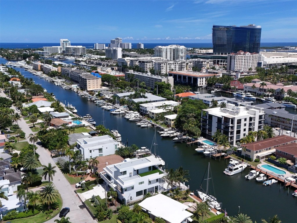 1507 SE 15th #302 Fort Lauderdale, FL 33316