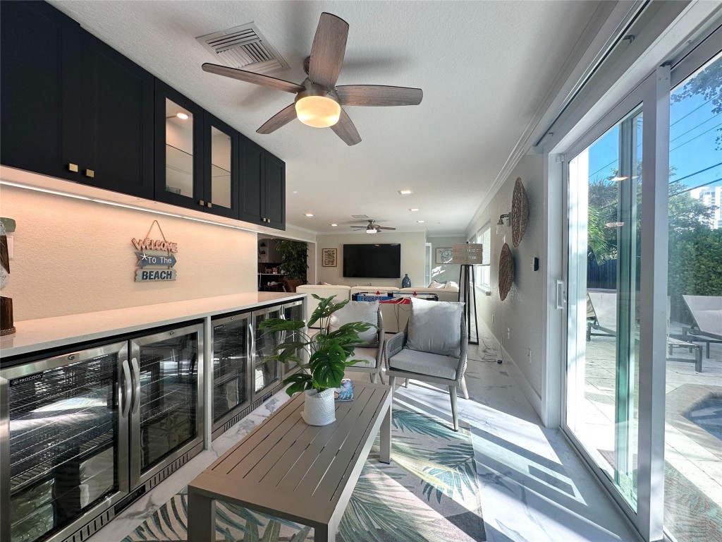 1820 Bel Air Pompano Beach, FL 33062