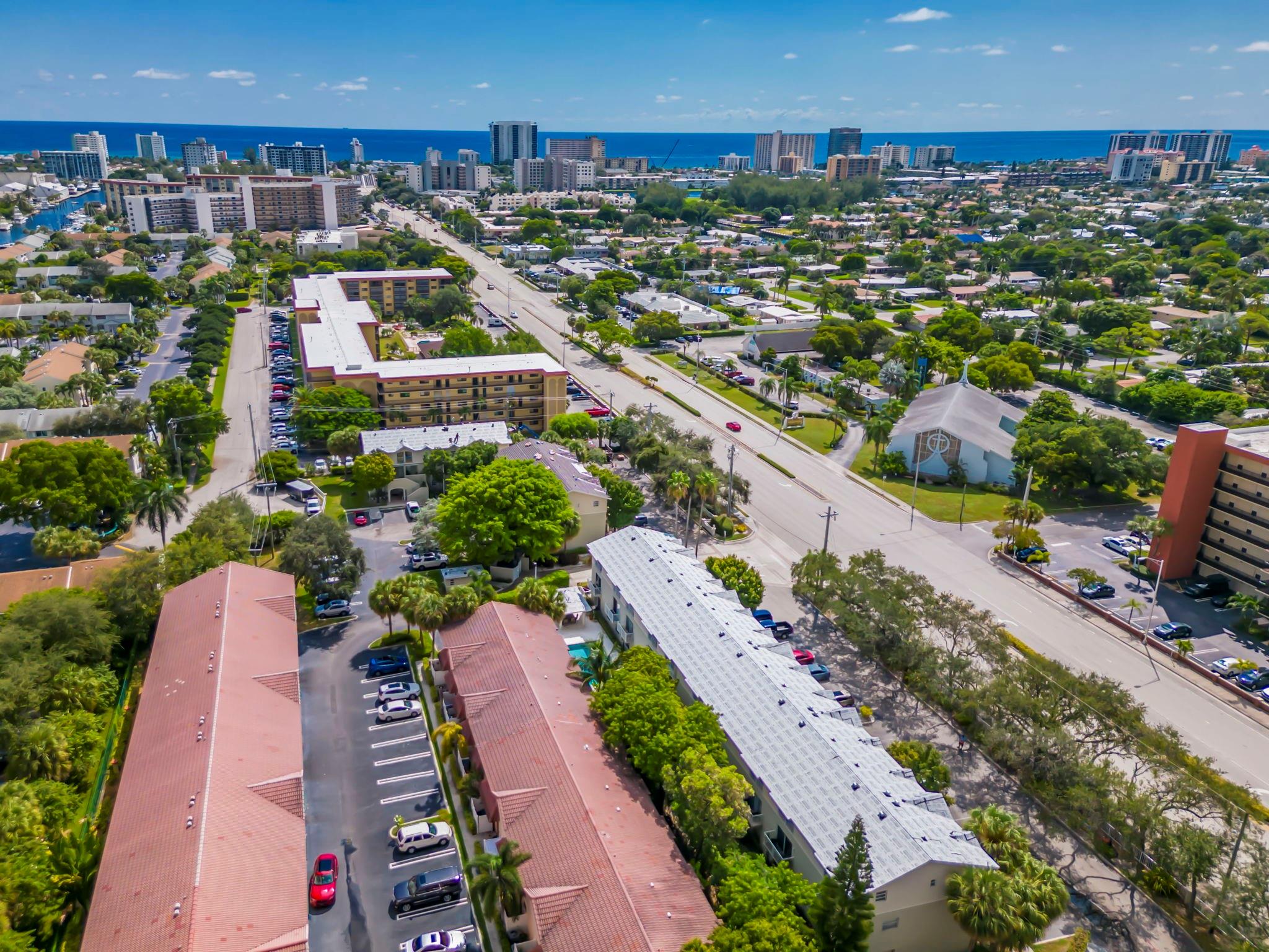 2381 NE 14th St Cswy #206