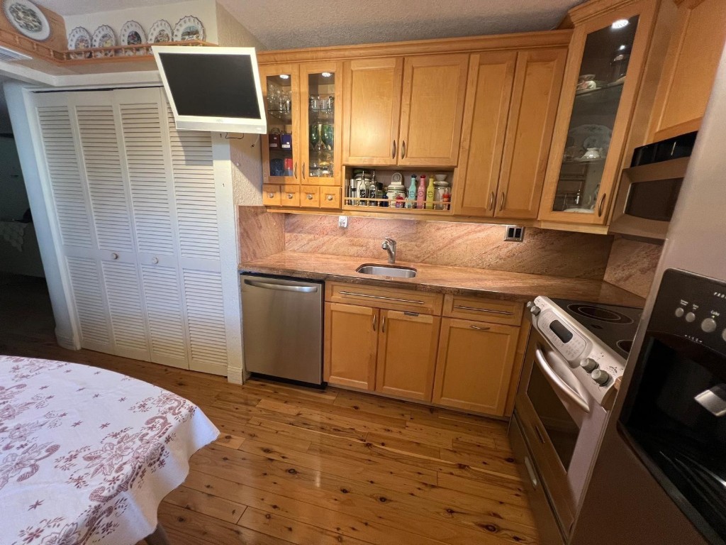 3910 Inverrary Blvd #301B Fort Lauderdale, FL 33319