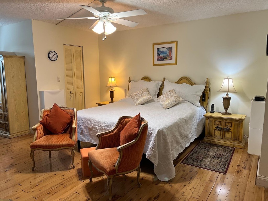 3910 Inverrary Blvd #301B Fort Lauderdale, FL 33319