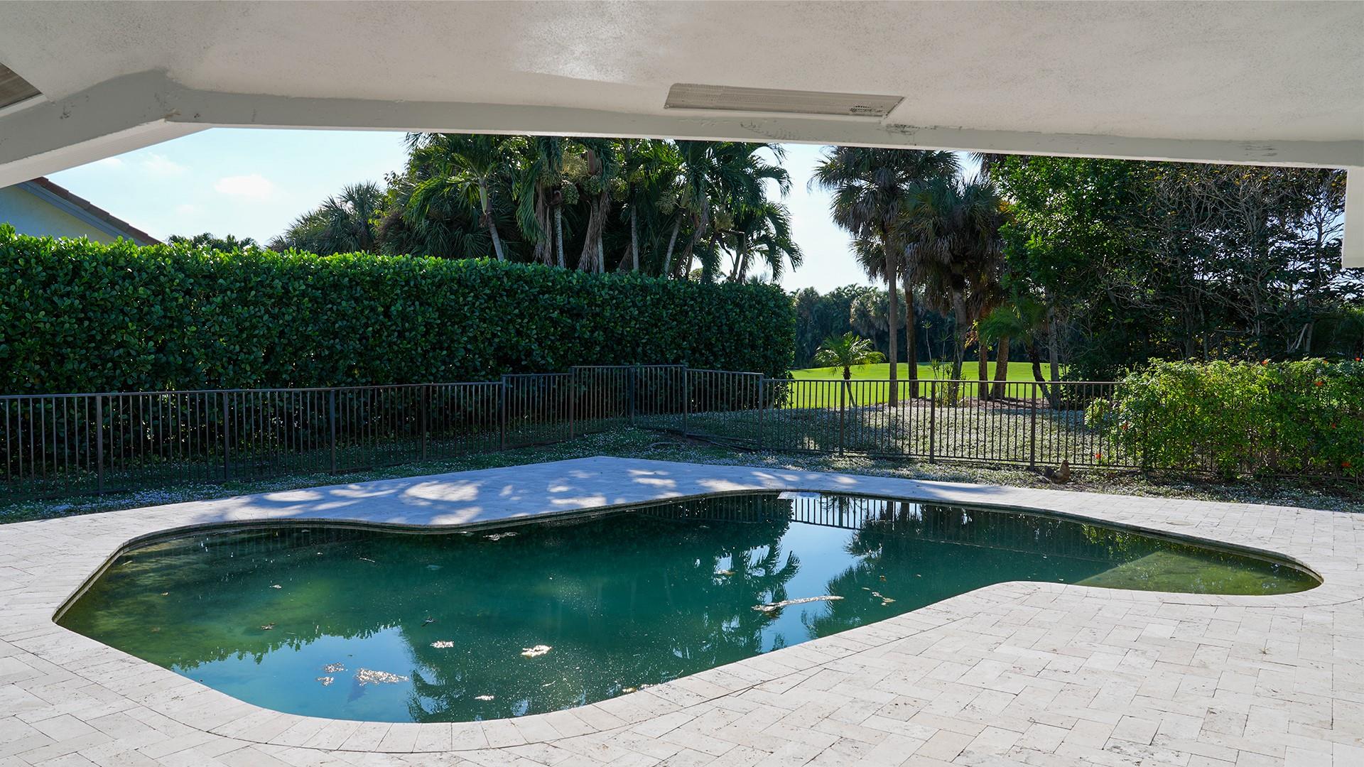 17651 Foxborough Ln Boca Raton, FL 33496