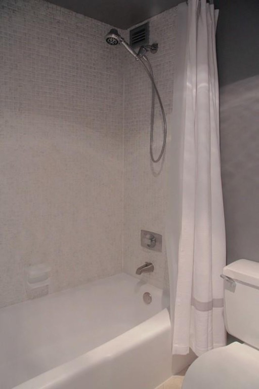 11111 Biscayne #1901 Miami, FL 33181