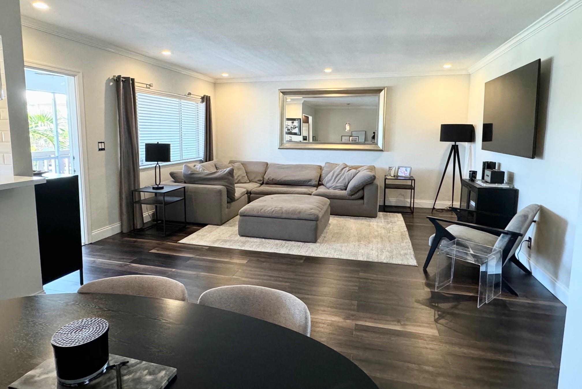 2141 NE 68th St #203