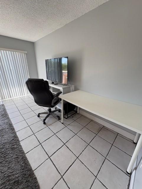 365 NE 125th St #302 North Miami, FL 33161