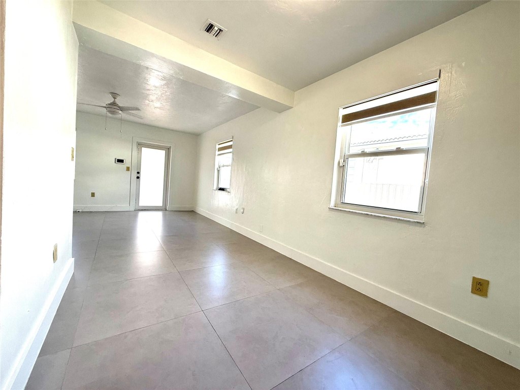 501 SW 67th Miami, FL 33144