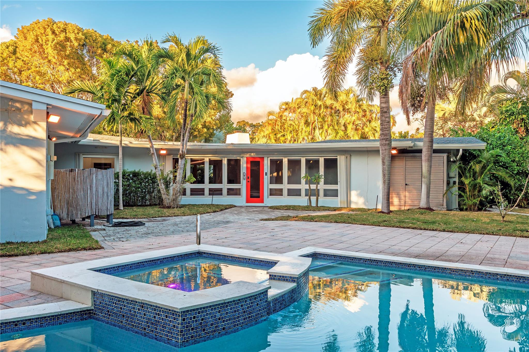 2614 NE 15th Fort Lauderdale, FL 33304