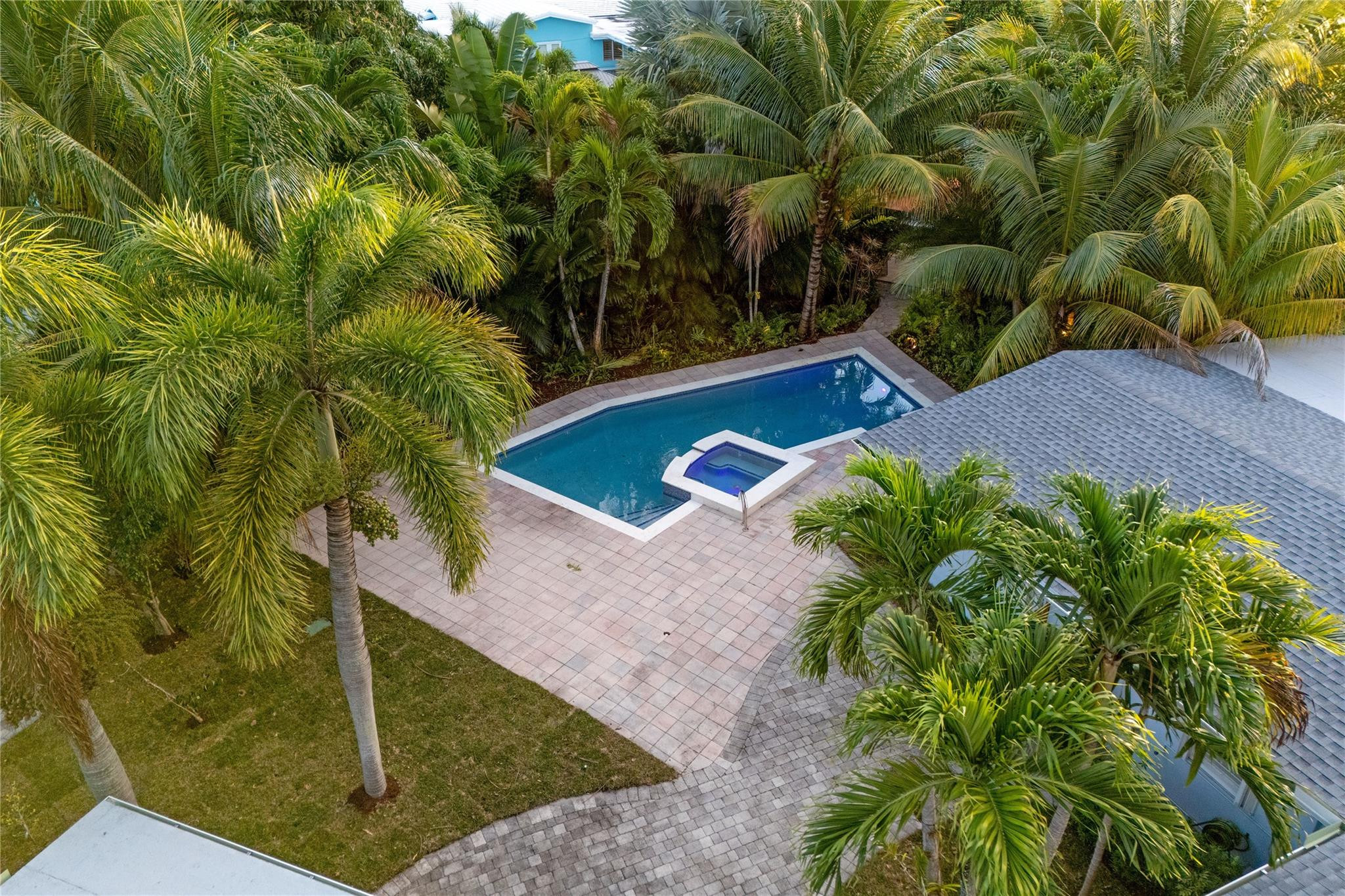 2614 NE 15th Fort Lauderdale, FL 33304