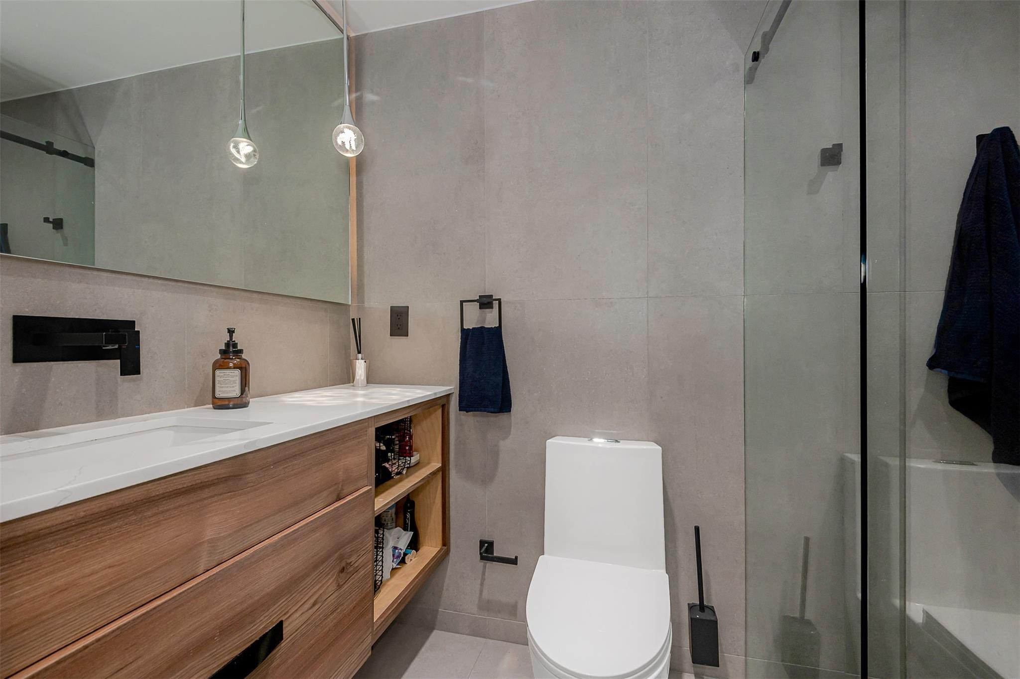 Undisclosed Address Miami, FL 33183