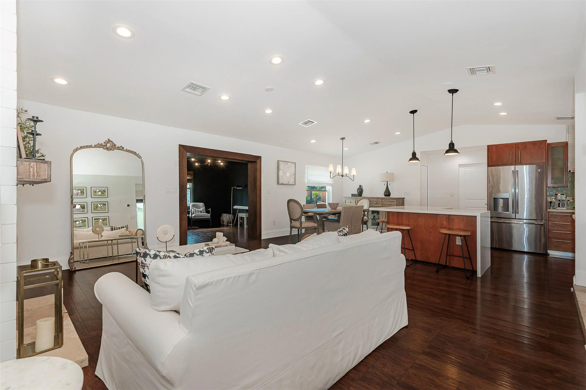 Undisclosed Address Miami, FL 33183