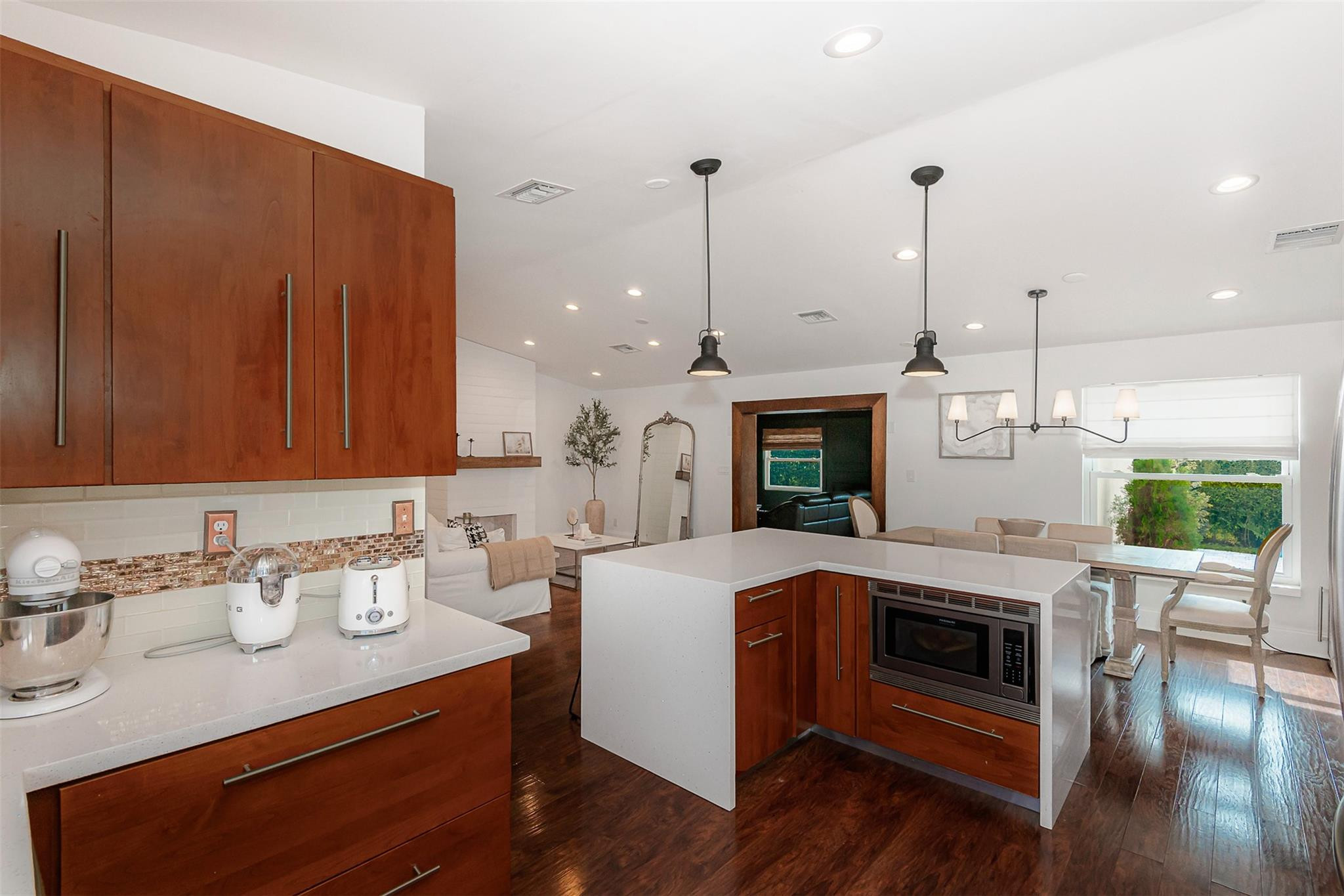 Undisclosed Address Miami, FL 33183