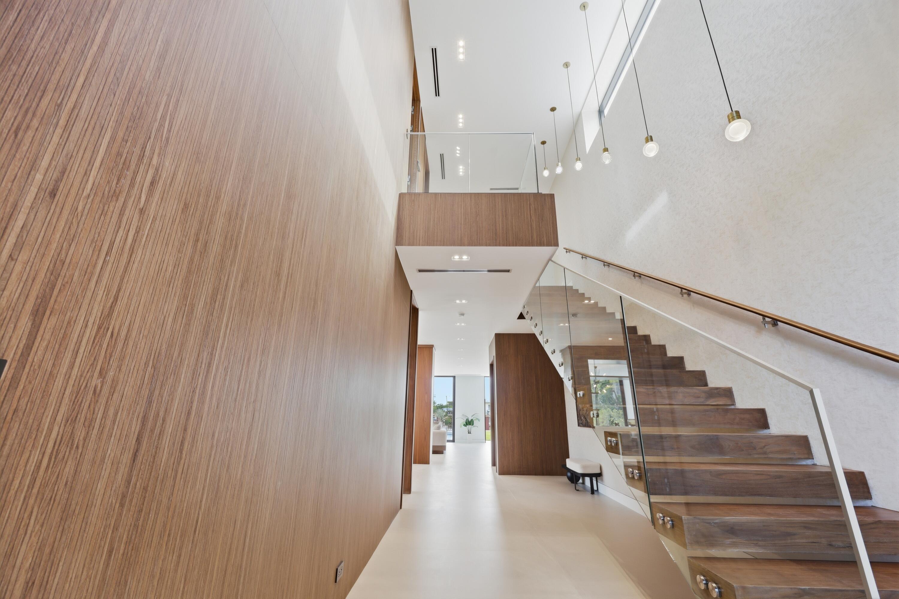 930 S Shore Miami Beach, FL 33141