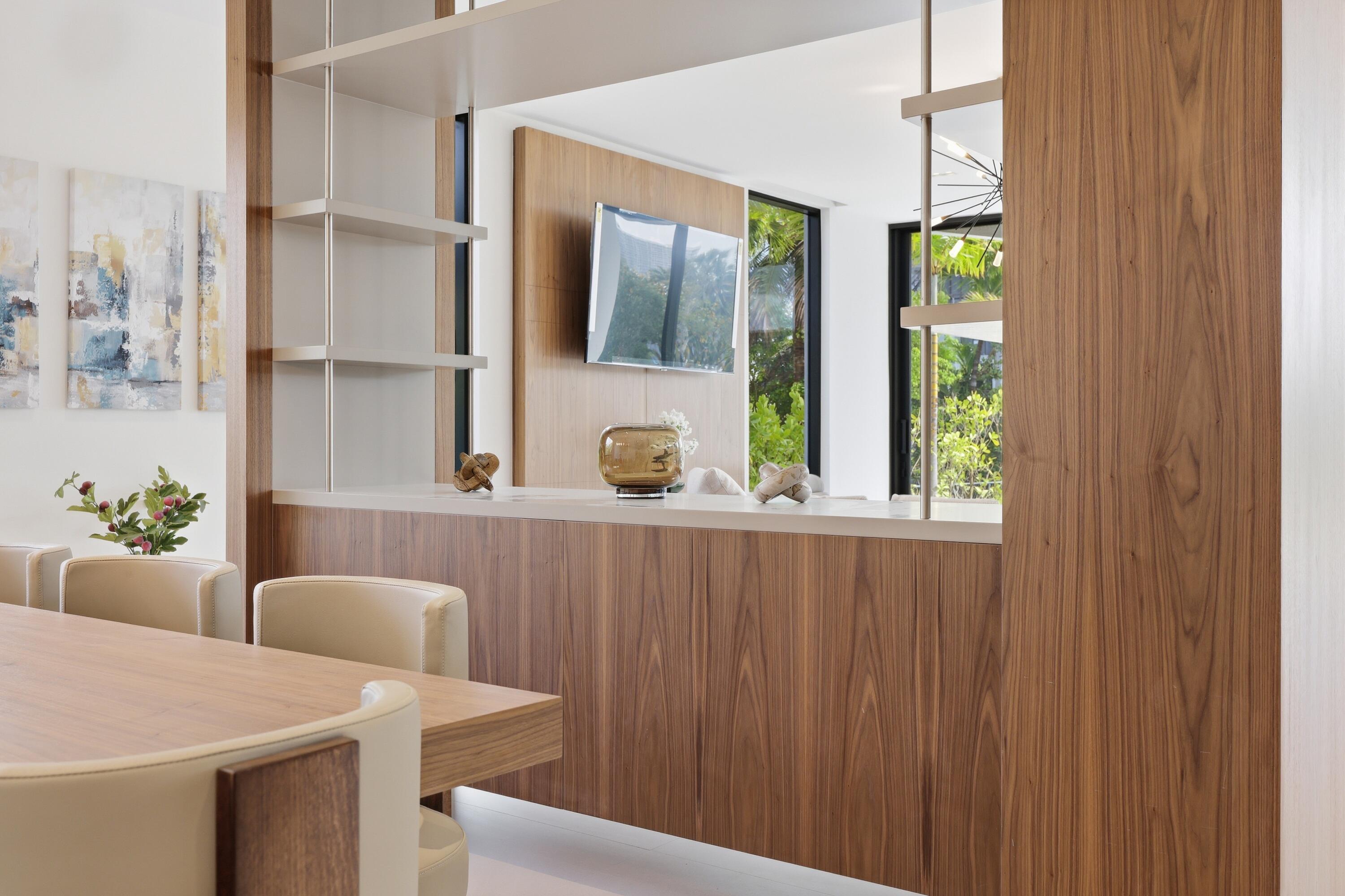 930 S Shore Miami Beach, FL 33141