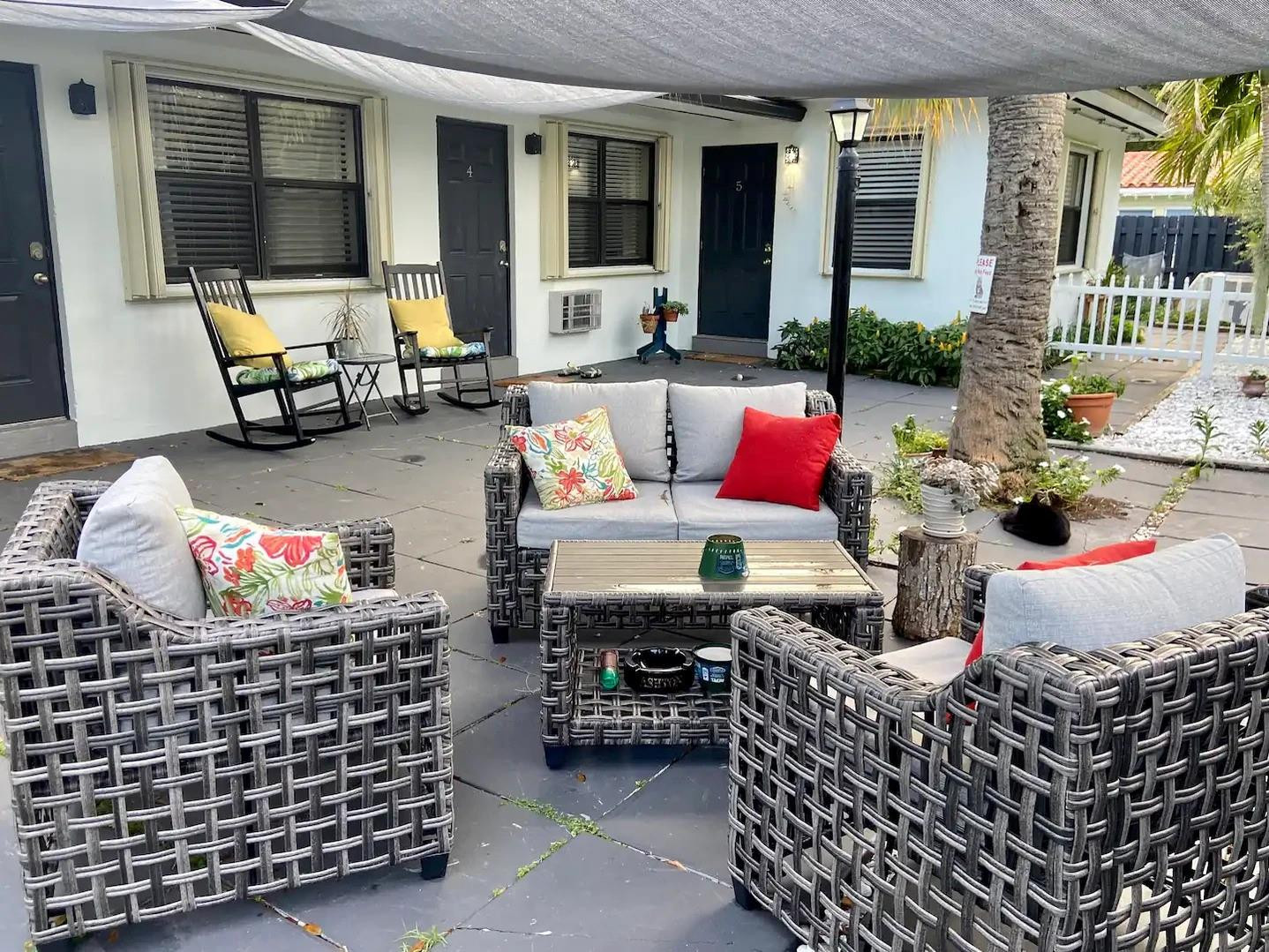 213 Hibiscus Pompano Beach, FL 33062