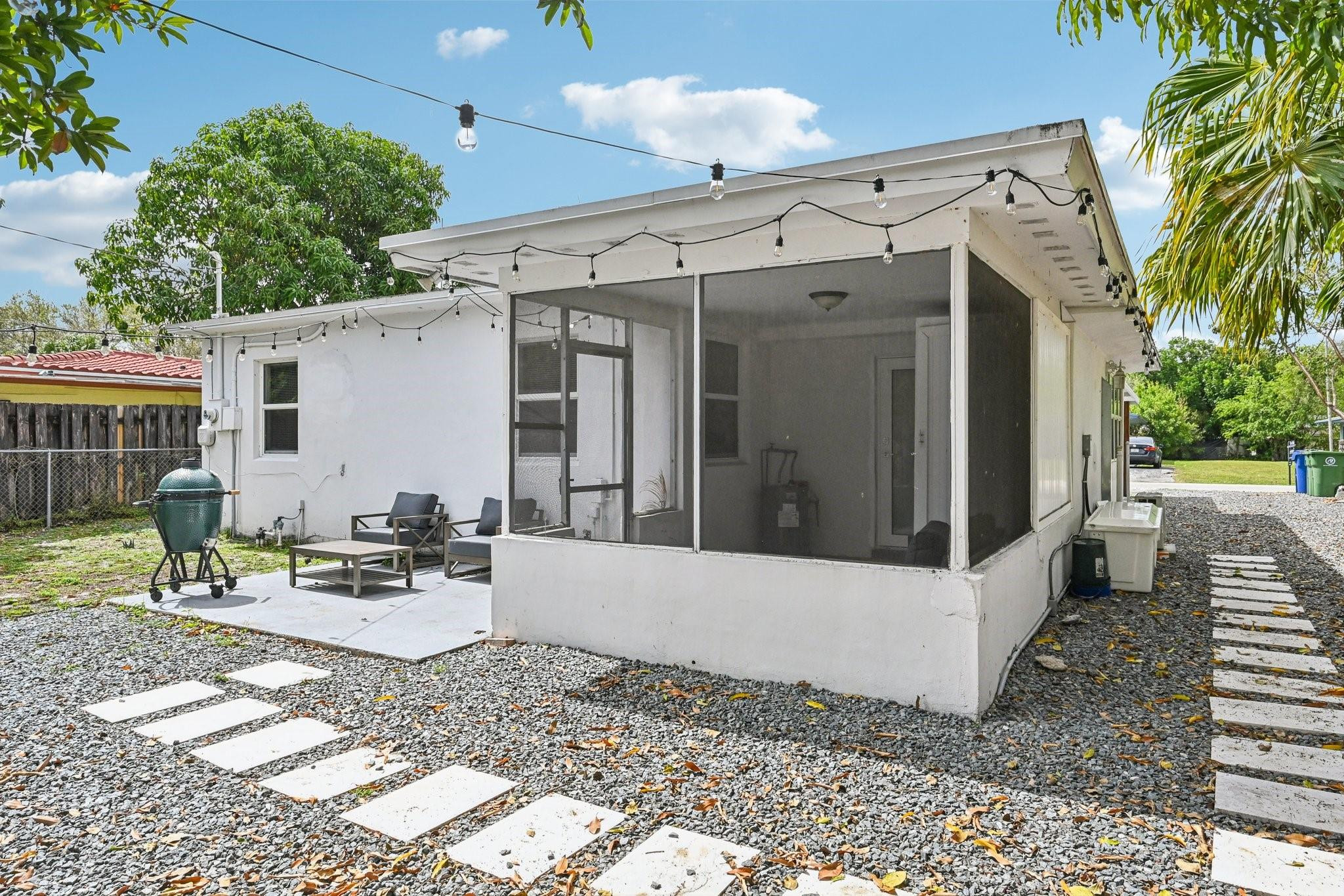 2640 SW 13th Fort Lauderdale, FL 33315