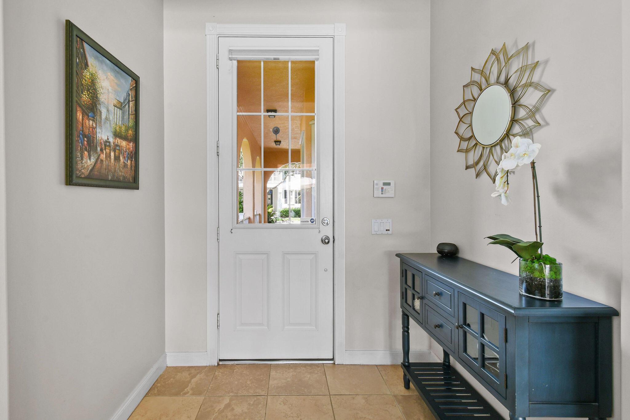 2584 E Community Dr Jupiter, FL 33458