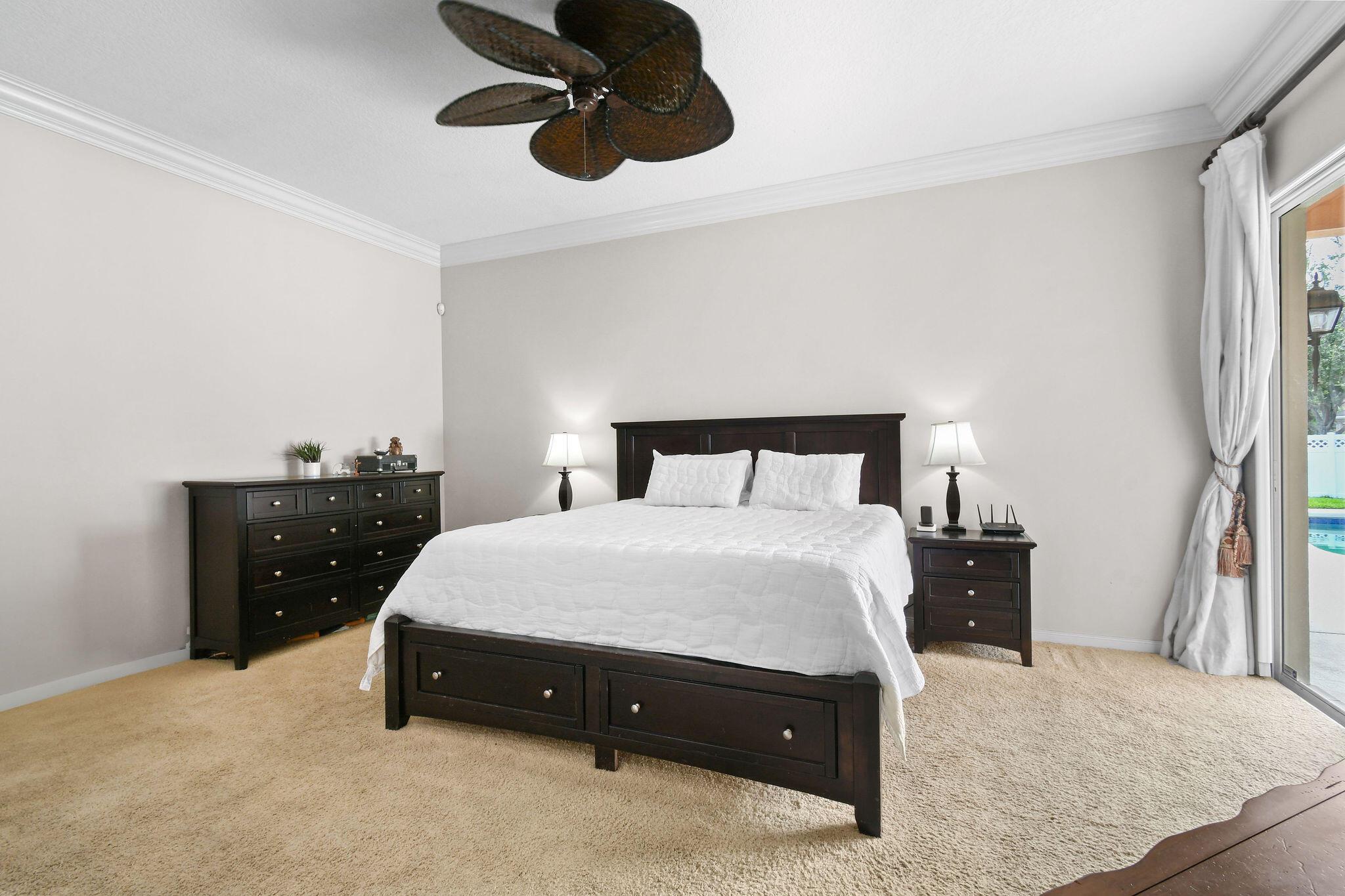 2584 E Community Dr Jupiter, FL 33458