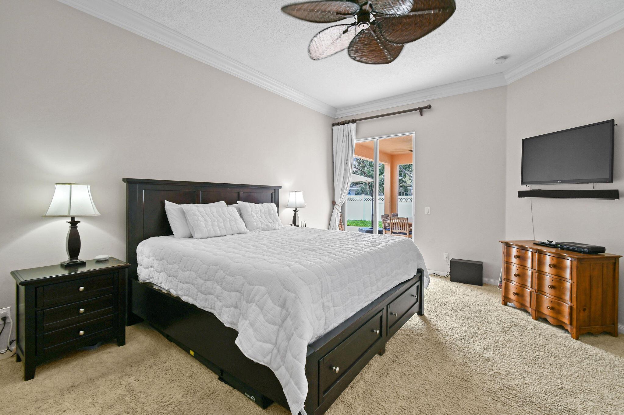 2584 E Community Dr Jupiter, FL 33458