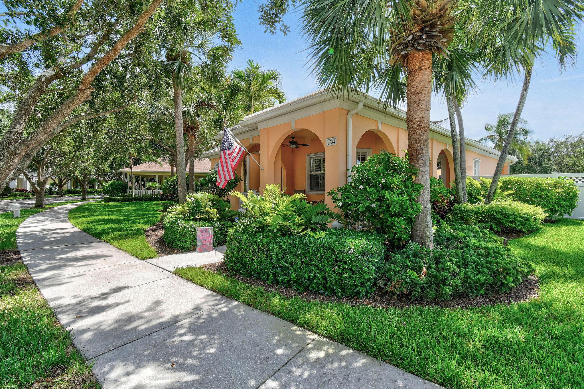 2584 E Community Dr Jupiter, FL 33458