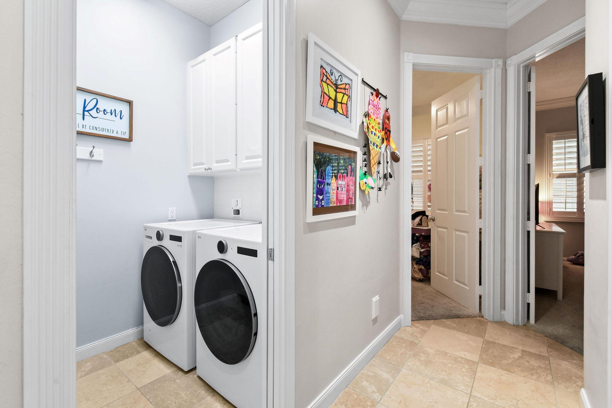 2584 E Community Dr Jupiter, FL 33458