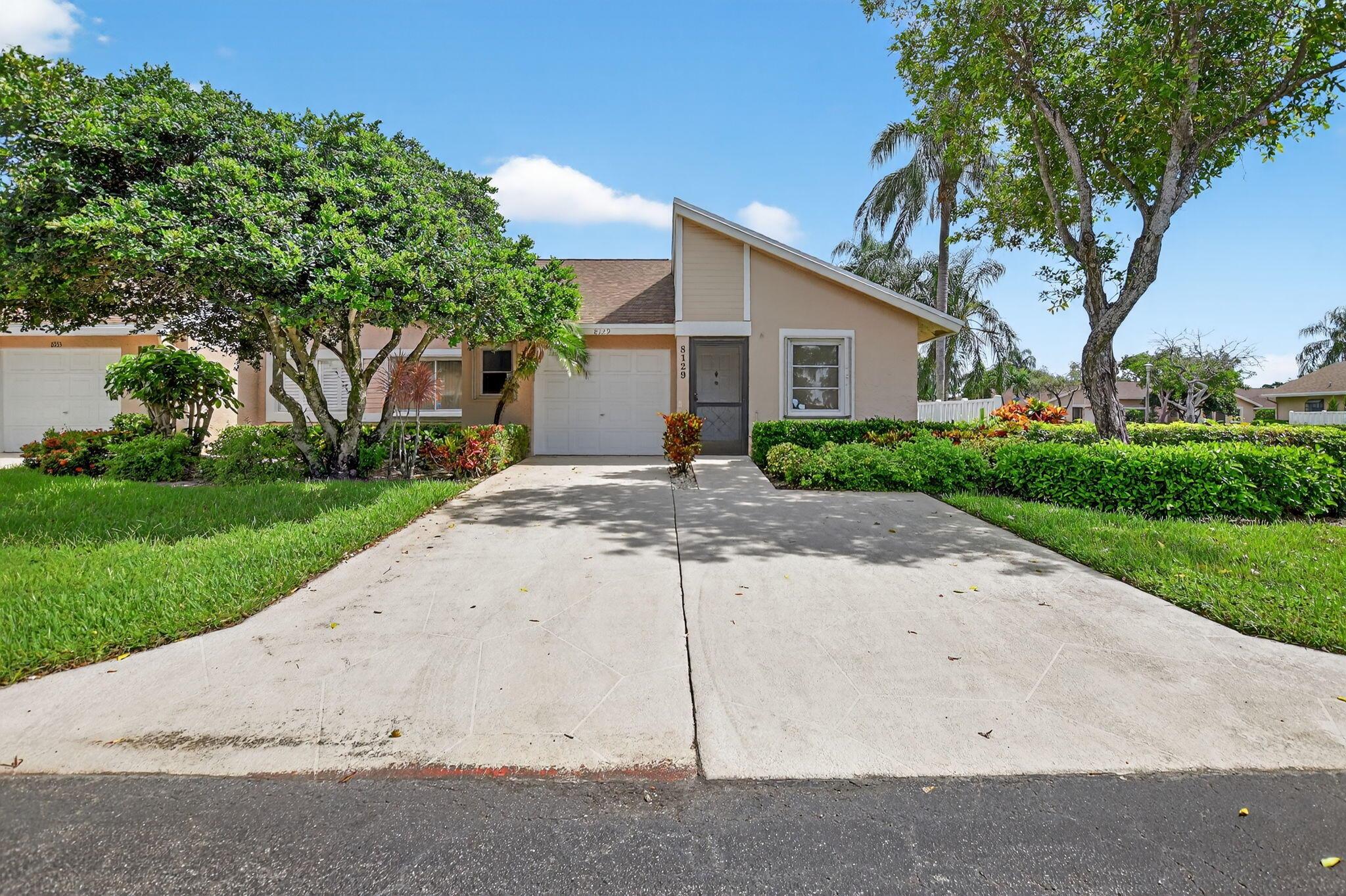 8129 Springtree Rd