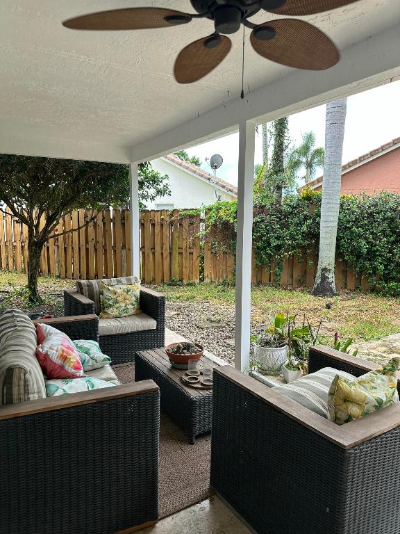 115 Spoonbill Ct Jupiter, FL 33458