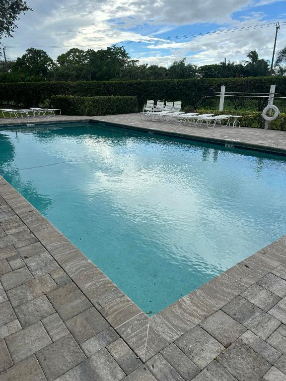 115 Spoonbill Ct Jupiter, FL 33458