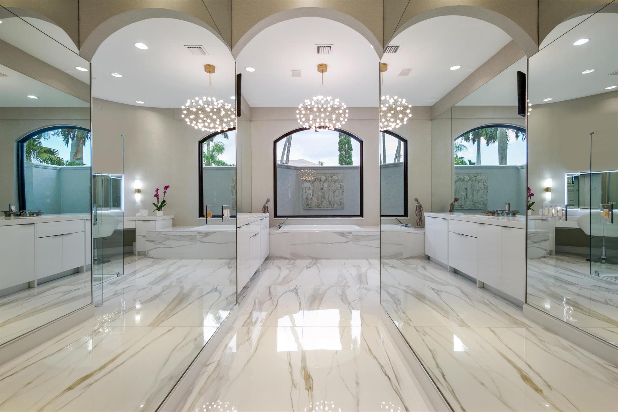 7000 Lions Head Ln Boca Raton, FL 33496