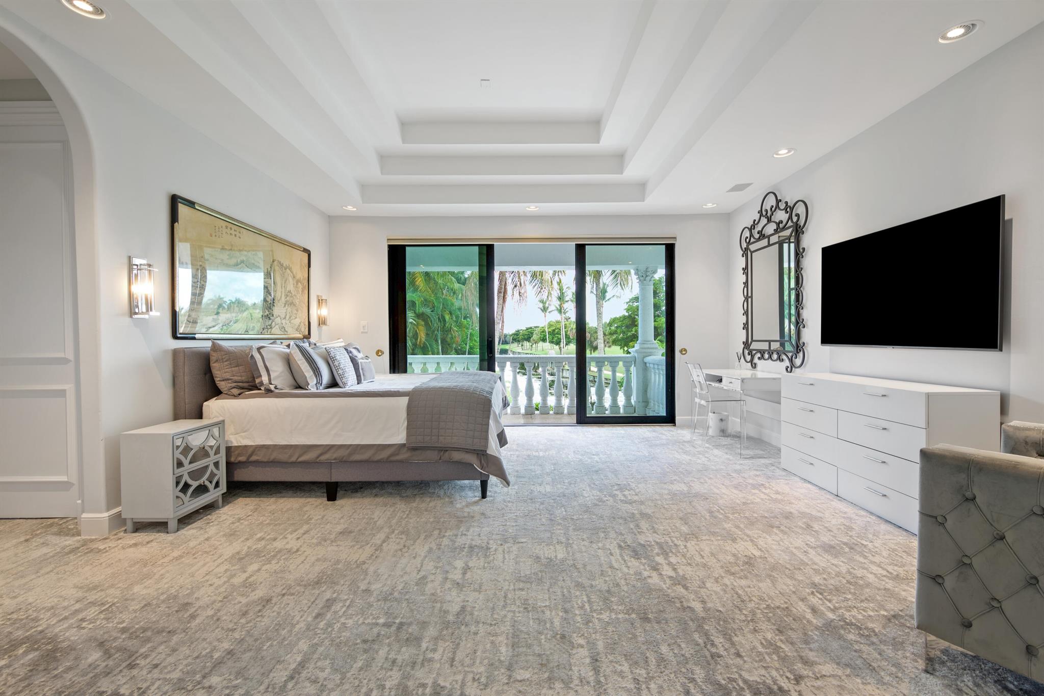 7000 Lions Head Ln Boca Raton, FL 33496