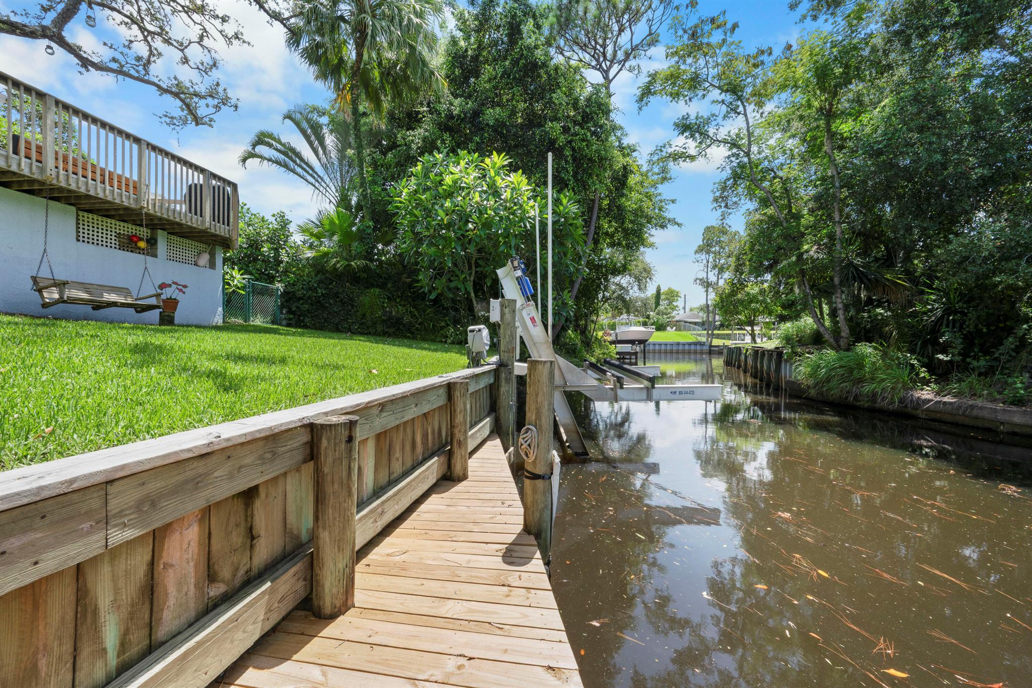 3049 SW Woodland Trl