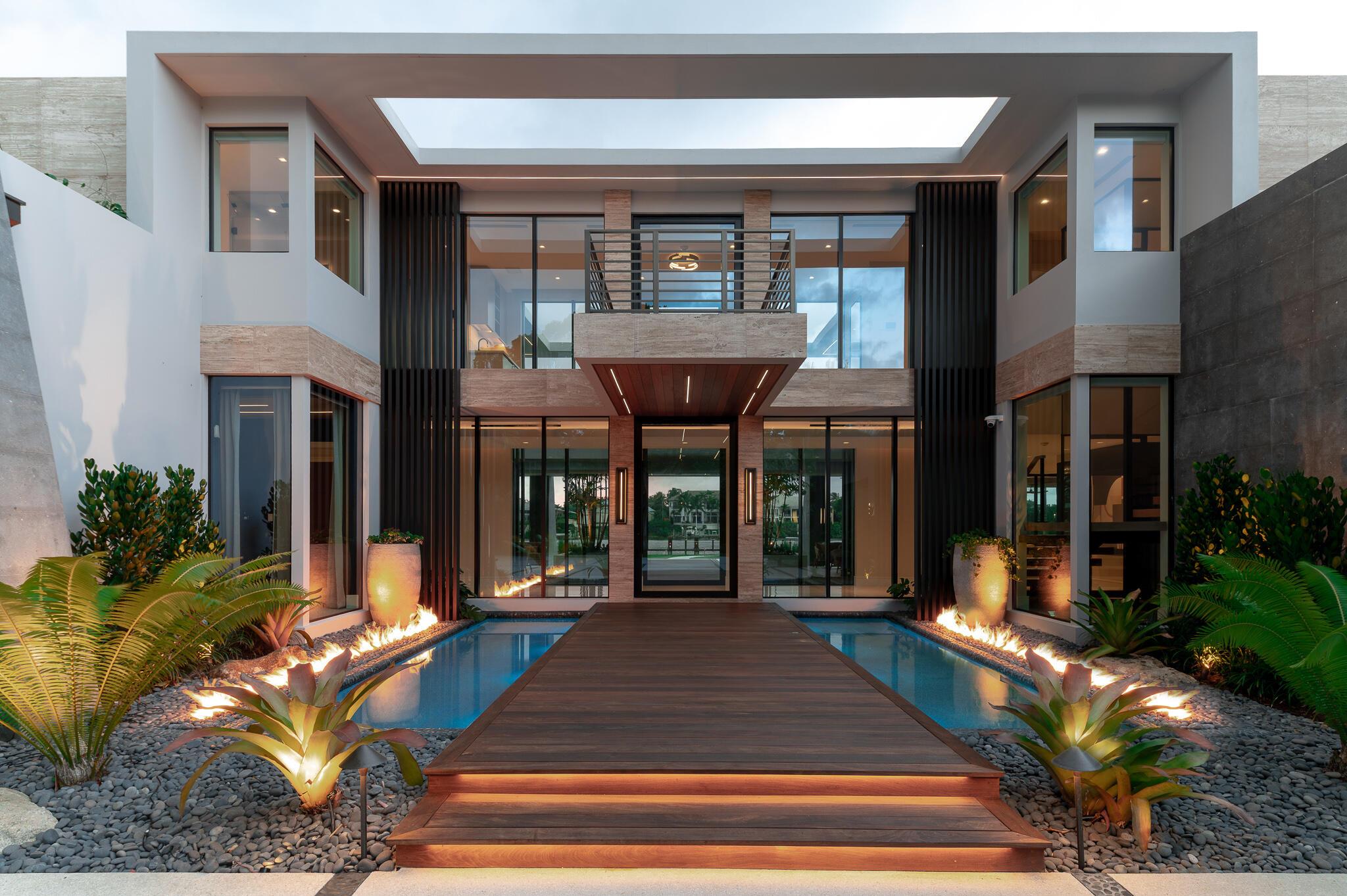 488 S Beach Rd Jupiter Island, FL 33455