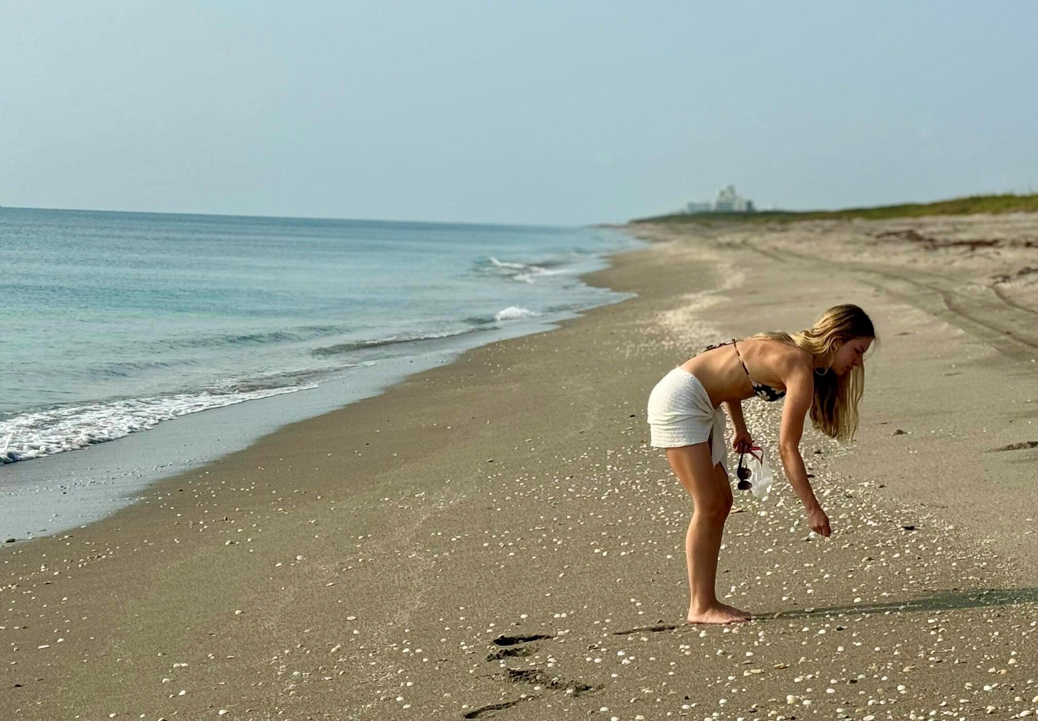 488 S Beach Rd Jupiter Island, FL 33455