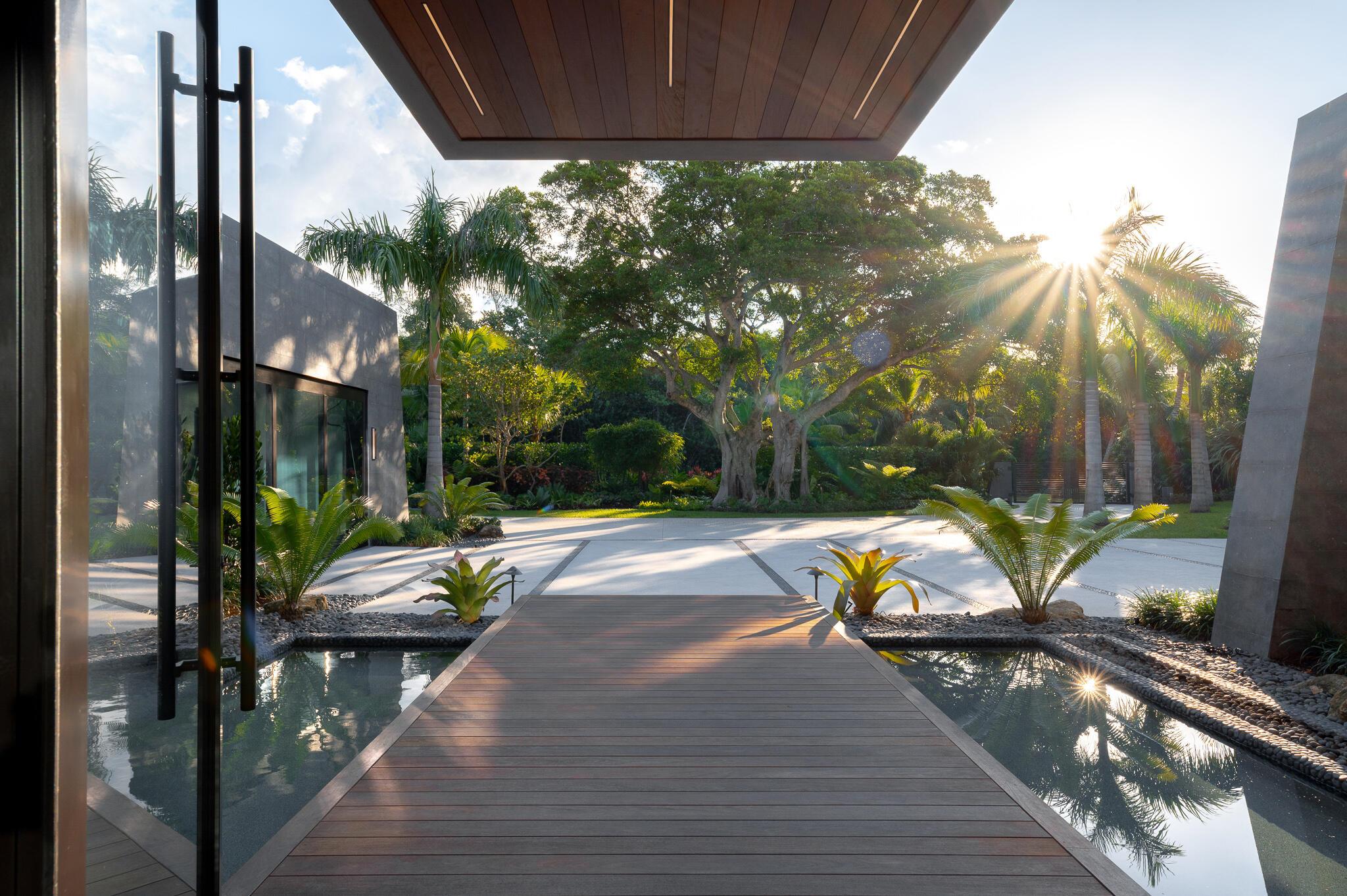 488 S Beach Rd Jupiter Island, FL 33455