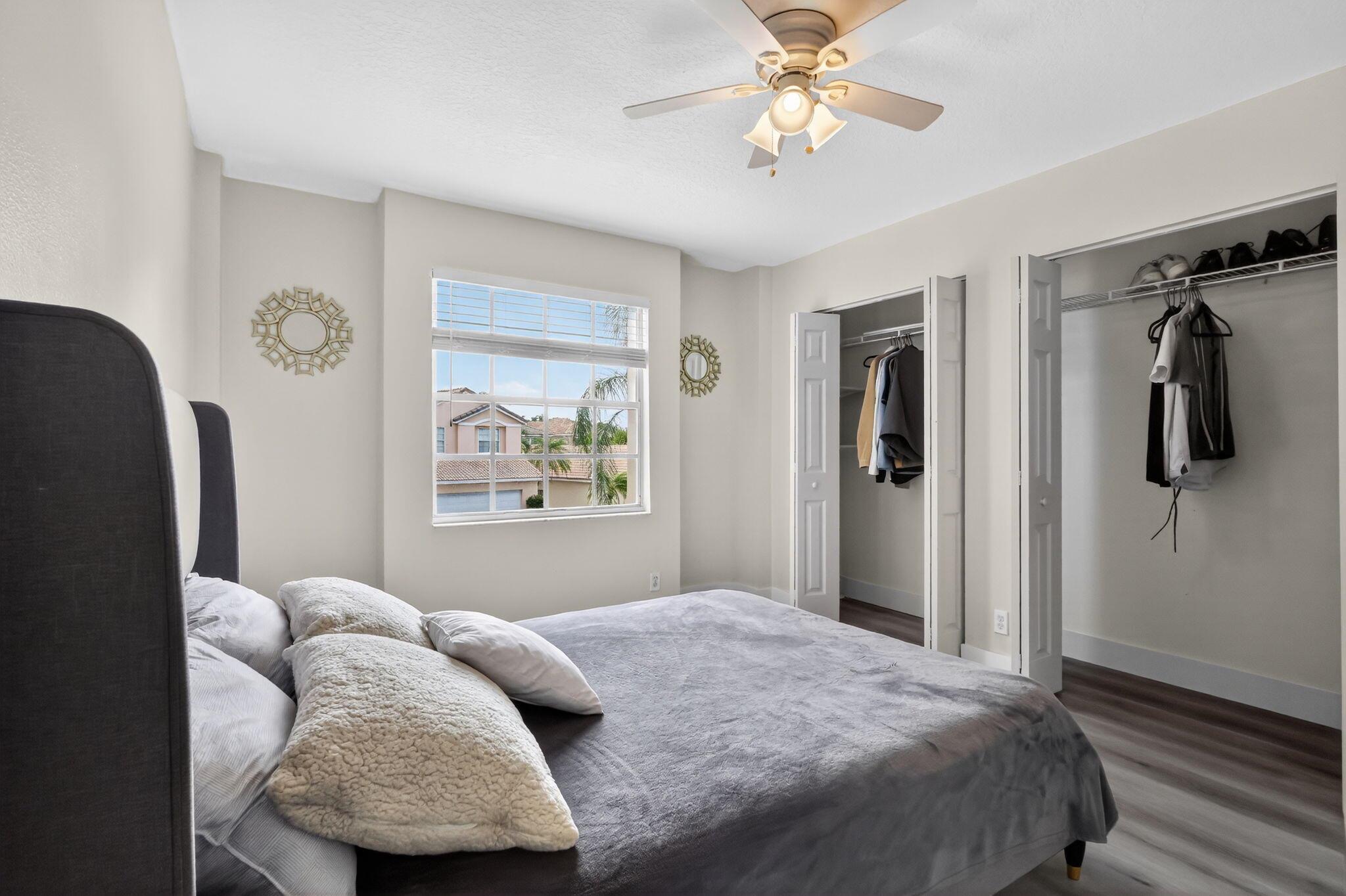 6857 Sugarloaf Key St Lake Worth, FL 33467