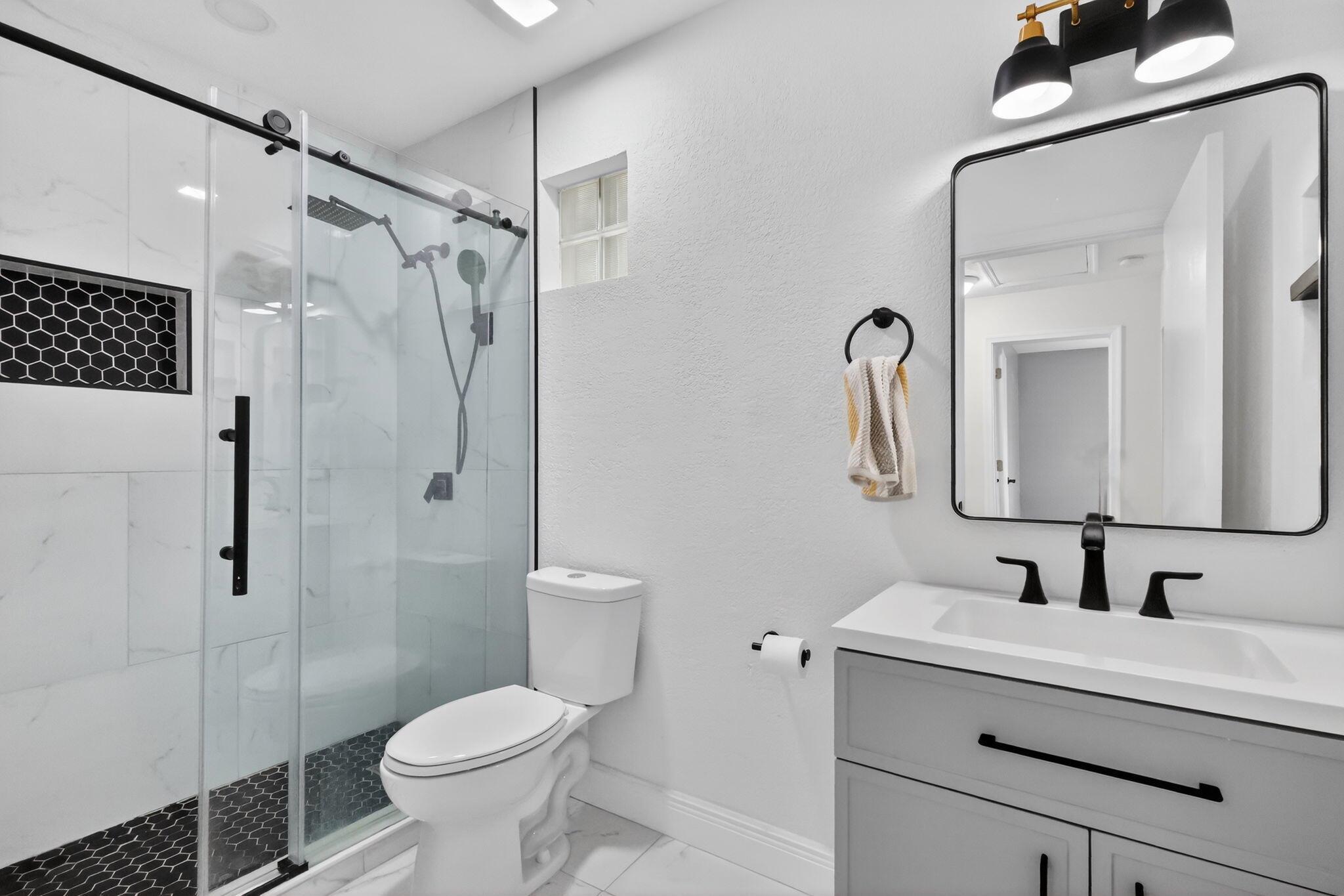 6857 Sugarloaf Key St Lake Worth, FL 33467