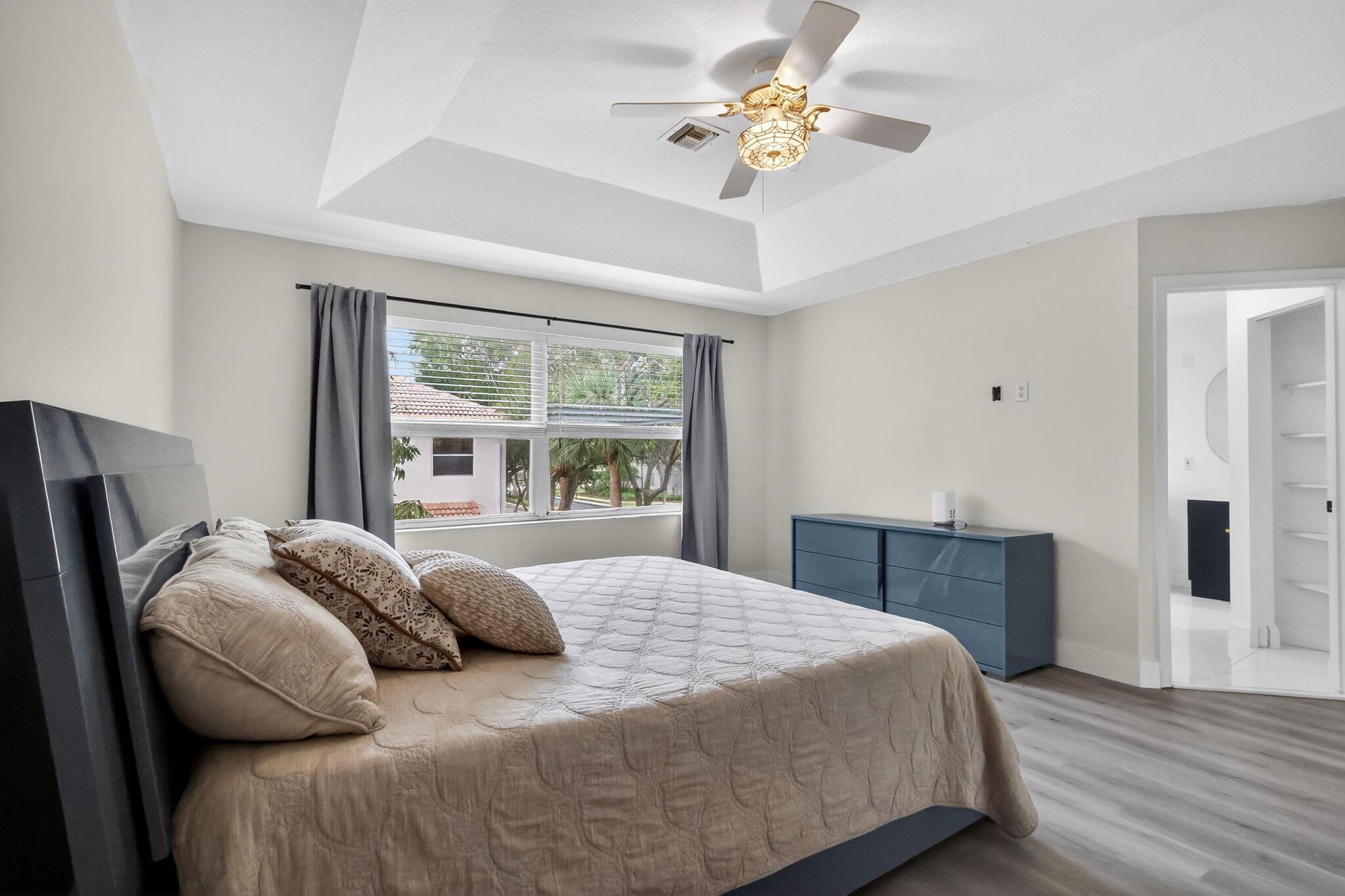 6857 Sugarloaf Key St Lake Worth, FL 33467