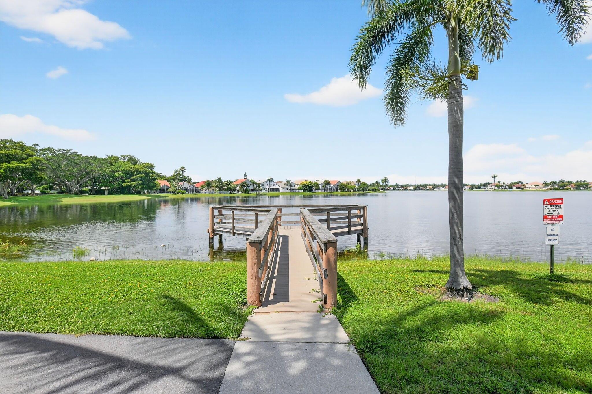 6857 Sugarloaf Key St Lake Worth, FL 33467
