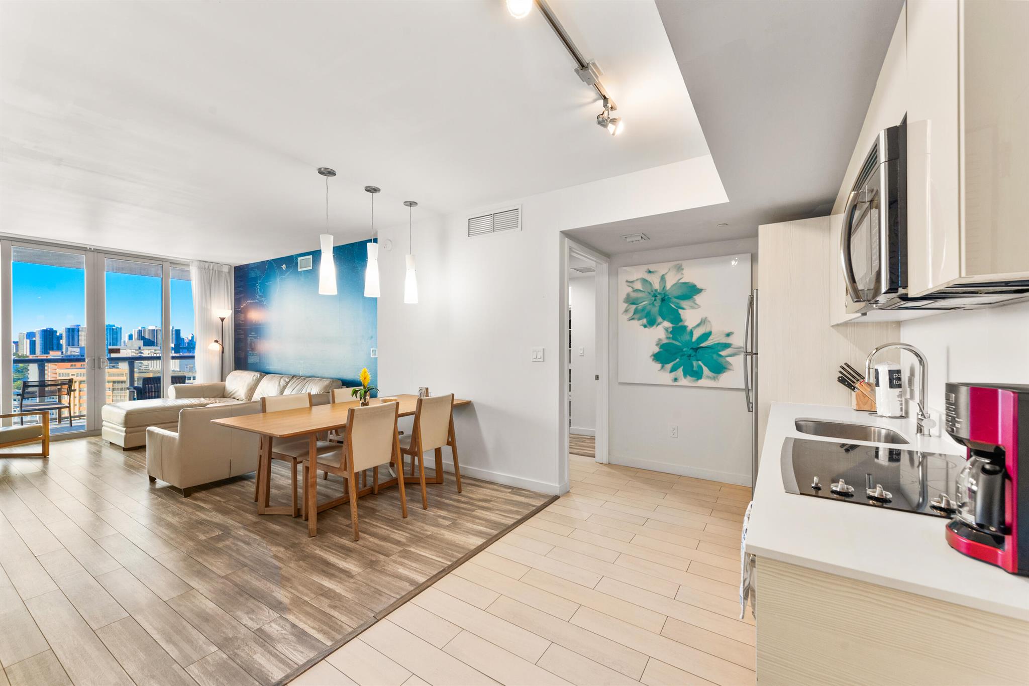 image Beachwalk Hotel & Residences17