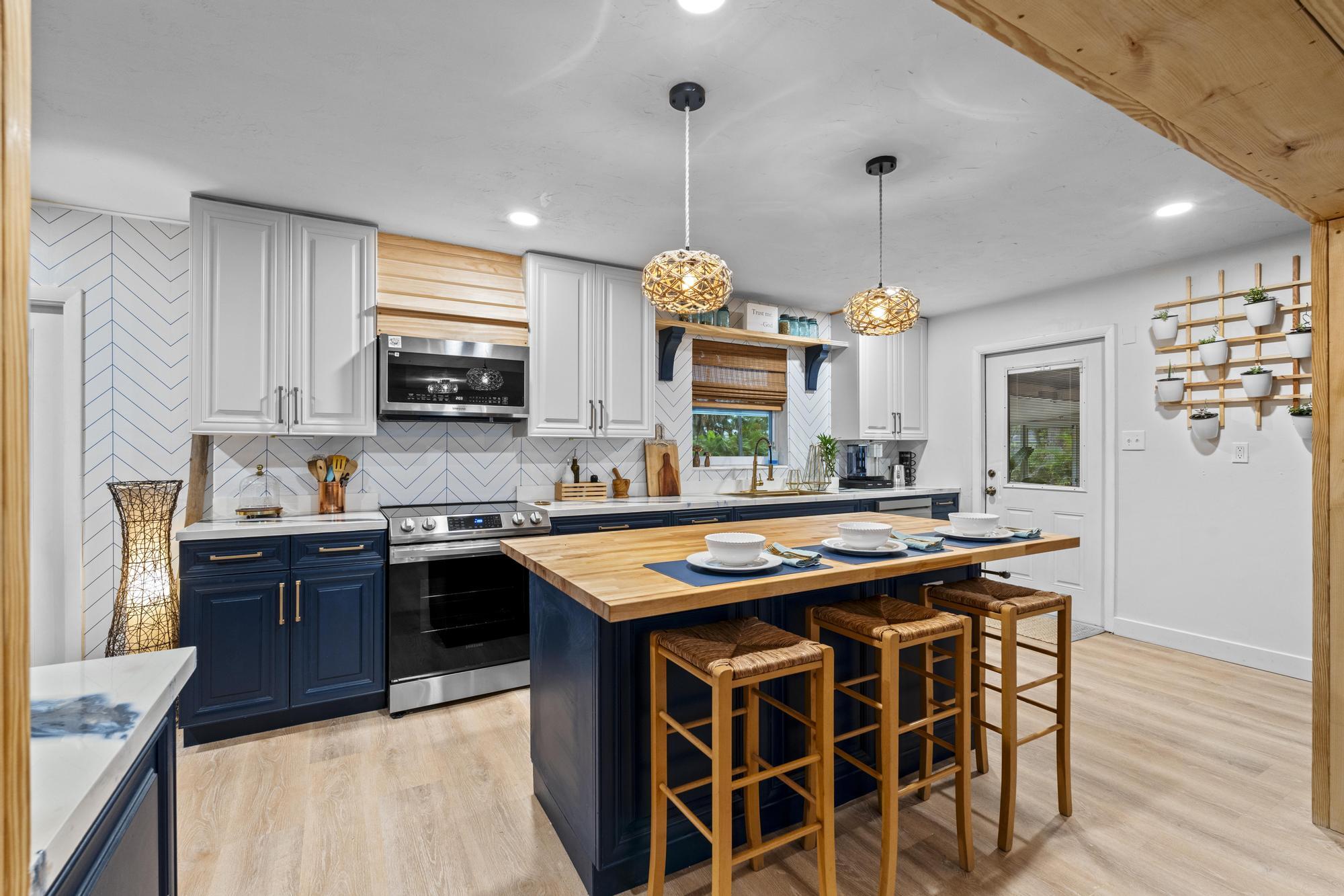 18989 SE Hillcrest Tequesta, FL 33469