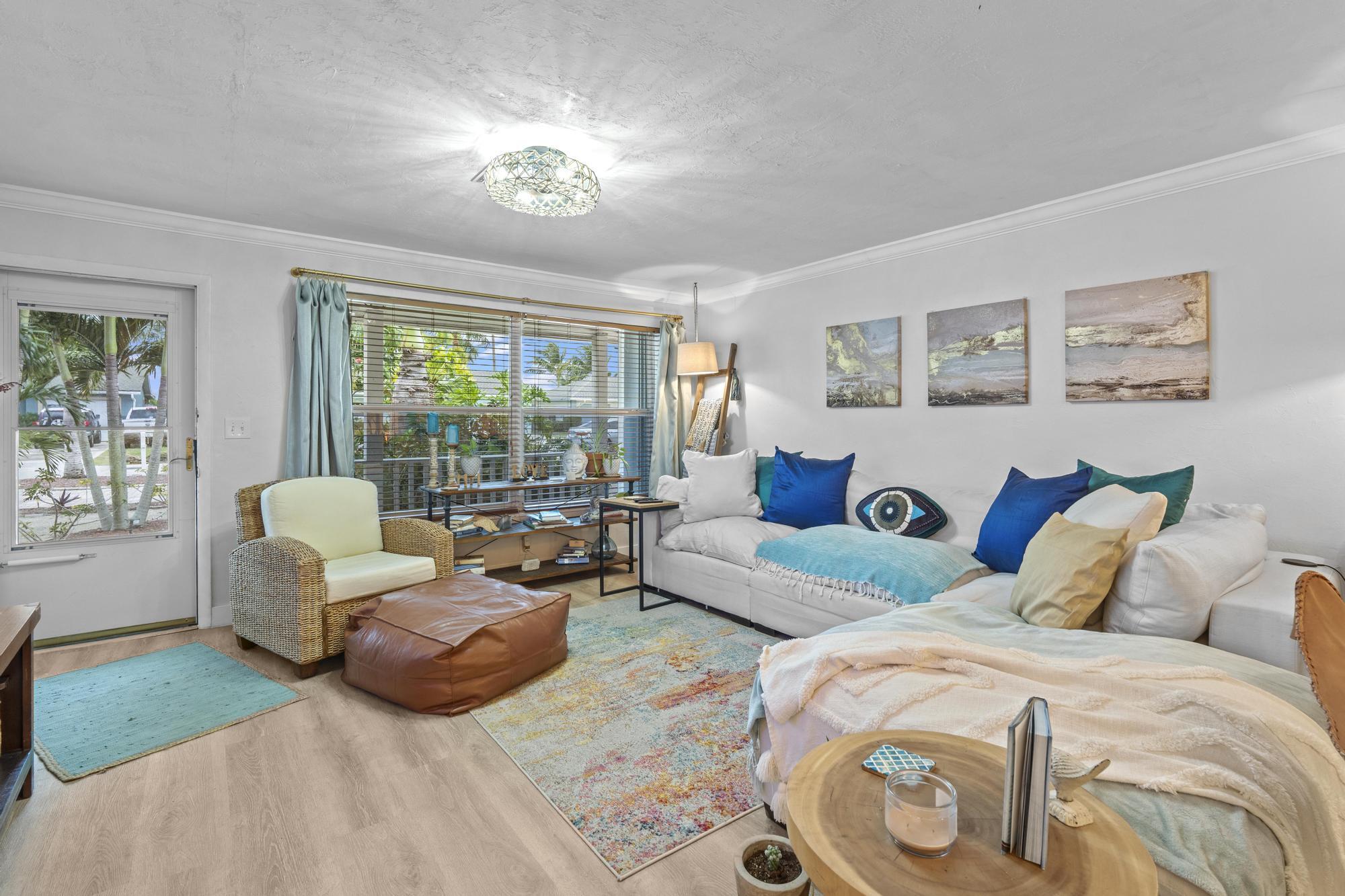 18989 SE Hillcrest Tequesta, FL 33469